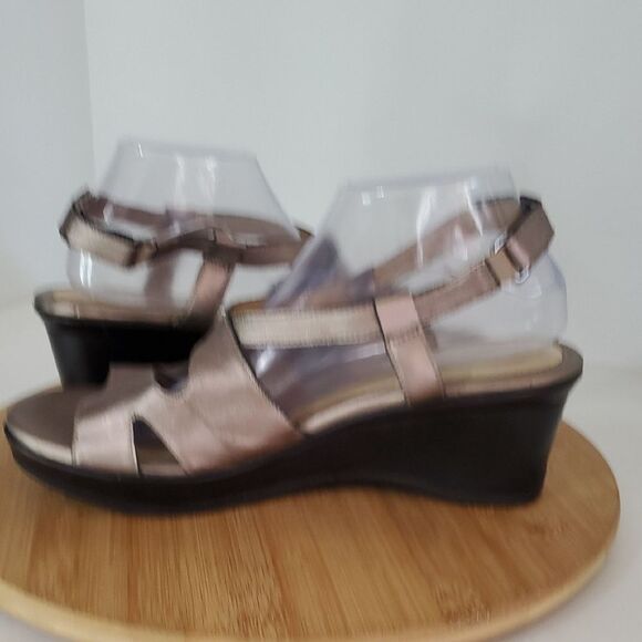 Naturalizer Villette Metallic Leather Bronze Wedge Heel Sandals Size 10W - Picture 6 of 11